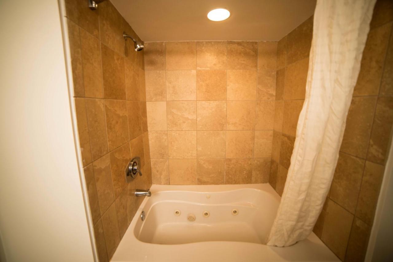 Deluxe Ocean Front One Bedroom Suite In Sandy Beach Resort Myrtle Beach Bagian luar foto